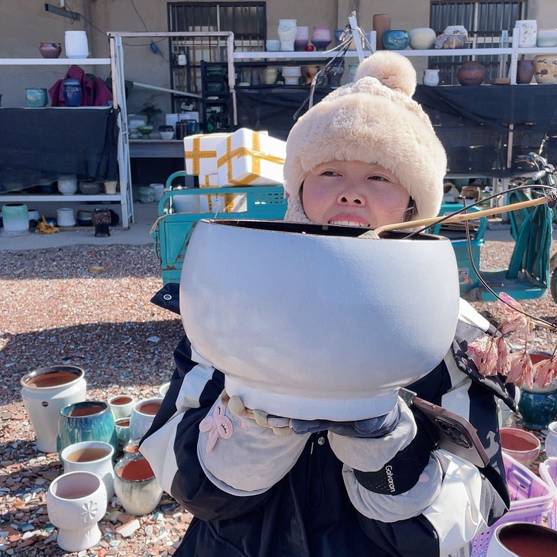 红陶王嫂花盆0127-61