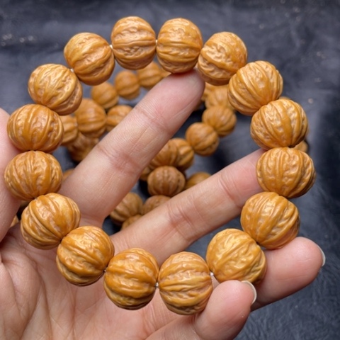 猴头核桃吊坠风**峰17d g h j l l