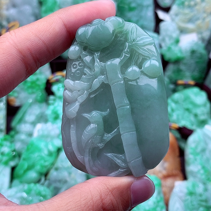 翡翠吊坠(不含链)未镶嵌