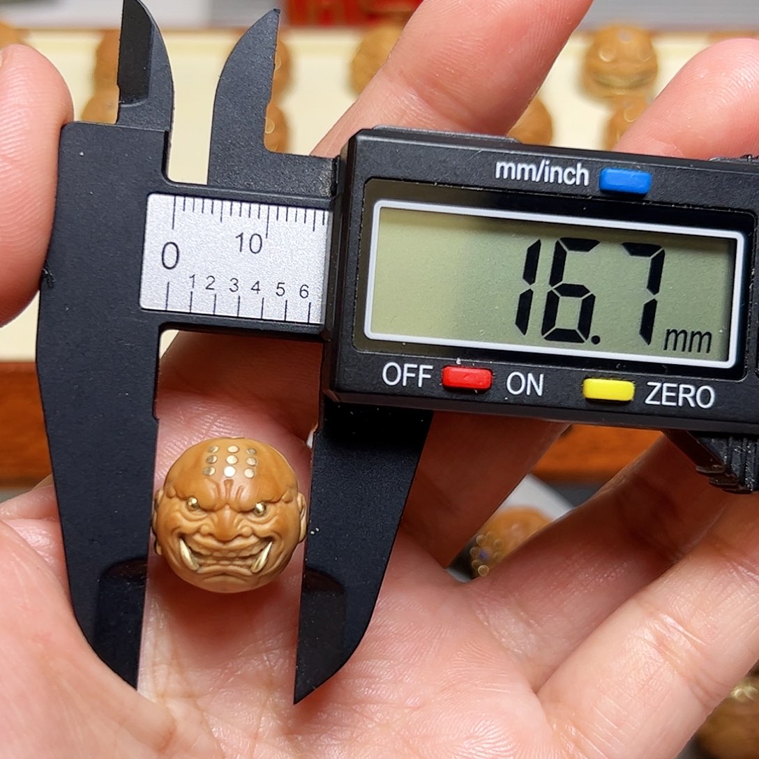 猴头核桃把件戒疤獠牙