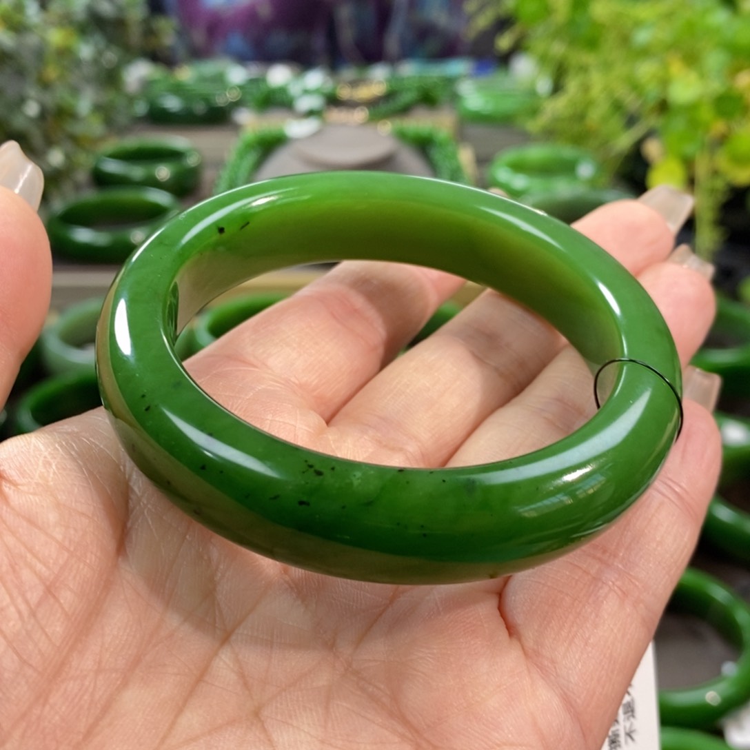 和田玉（碧玉）手镯未镶嵌