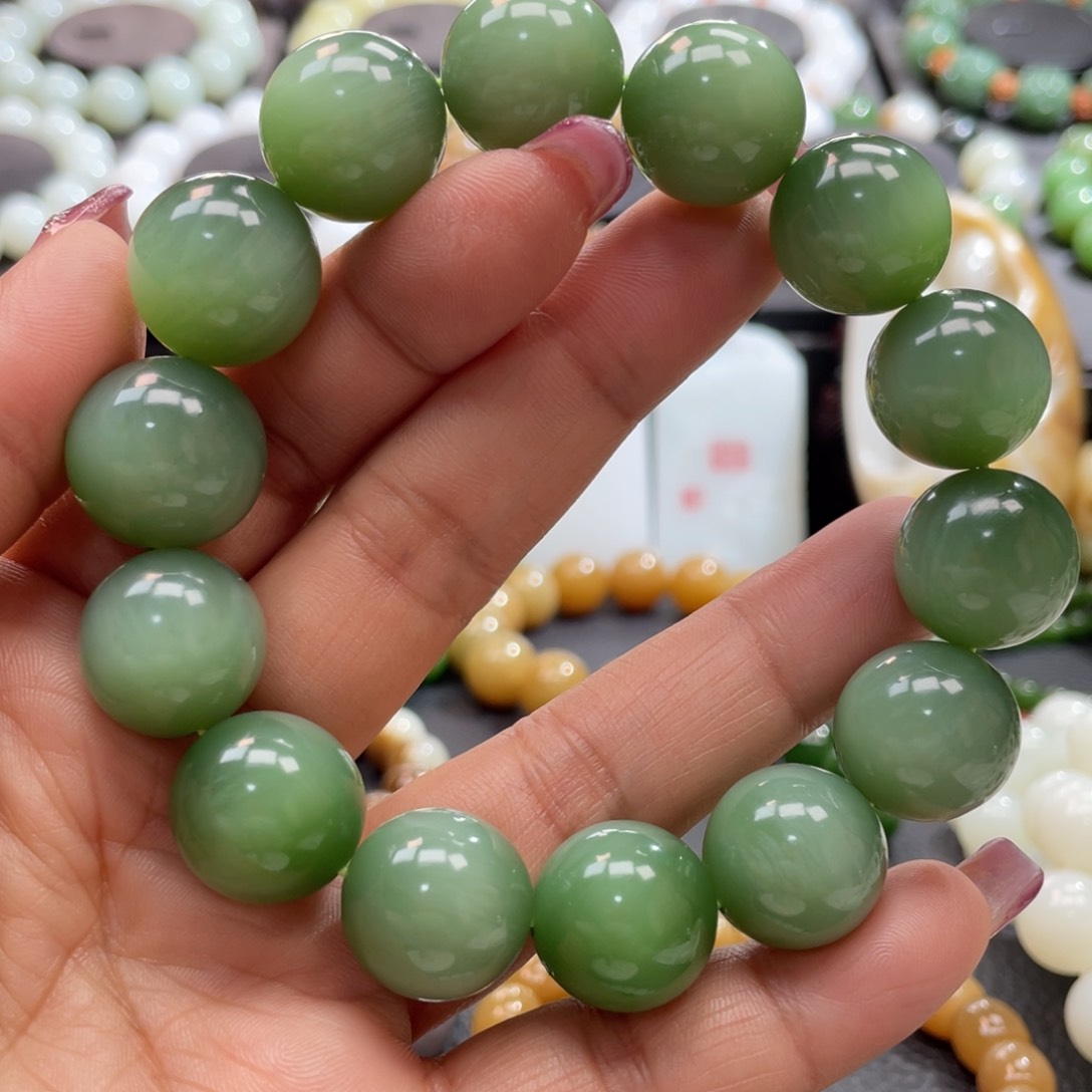 和田玉手串未镶嵌