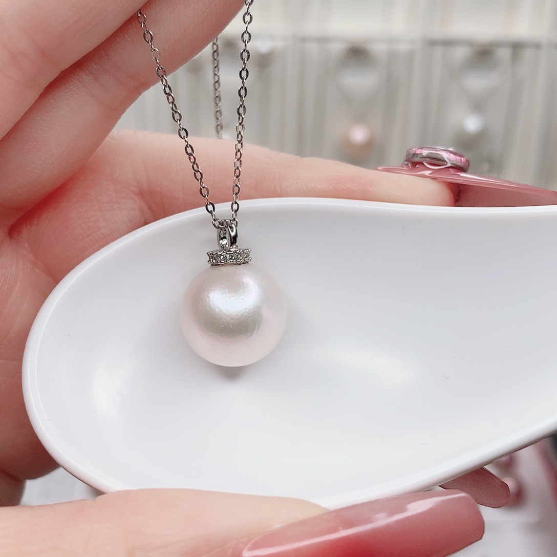 淡水珍珠吊坠(赠链)合金