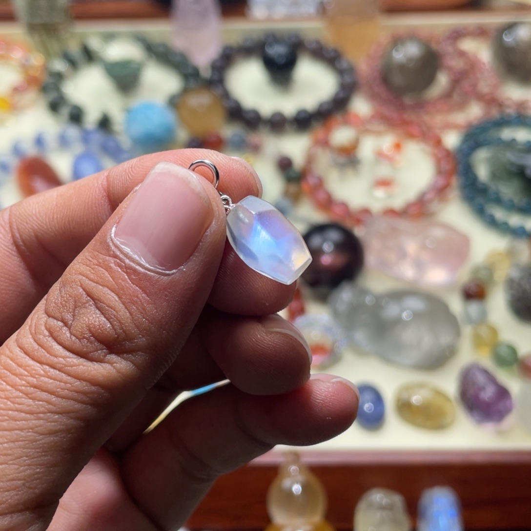 水晶未镶嵌吊坠(不含链)