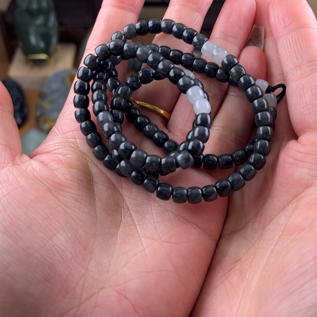 和田玉颈饰未镶嵌辛**扶