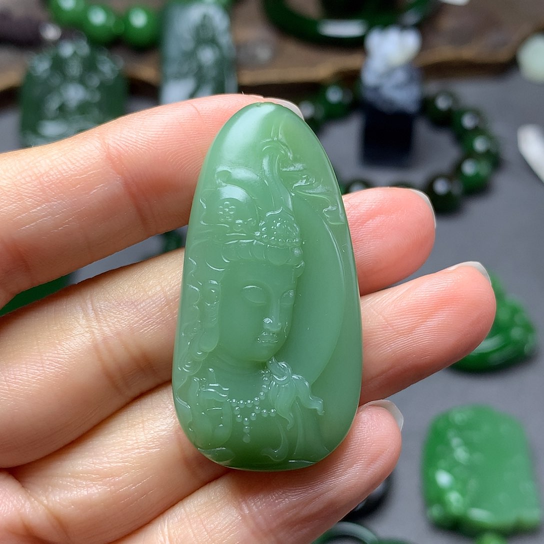 和田玉颈饰未镶嵌H**c