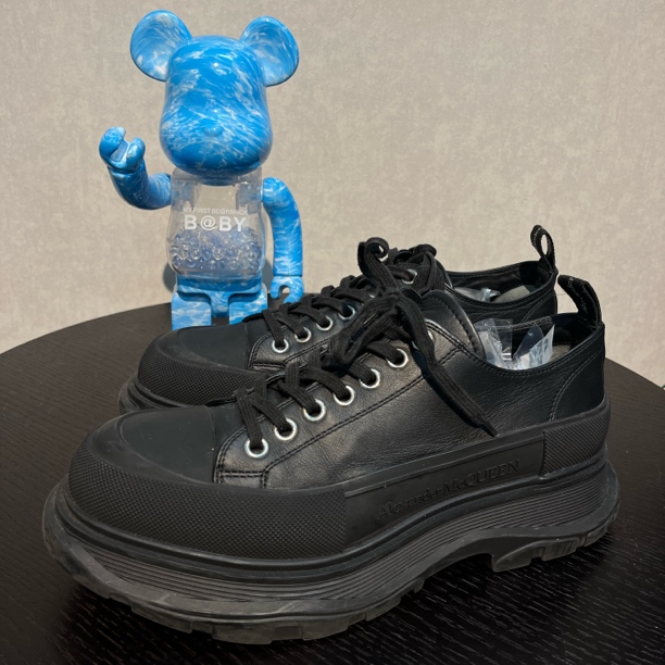 95新 Alexander McQueen/亚历山大·麦昆 黑色厚底板鞋43码