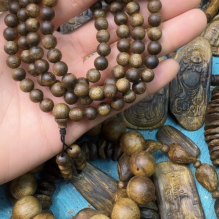 沉香手串北****8沉香沉浮白棋老料0720发一