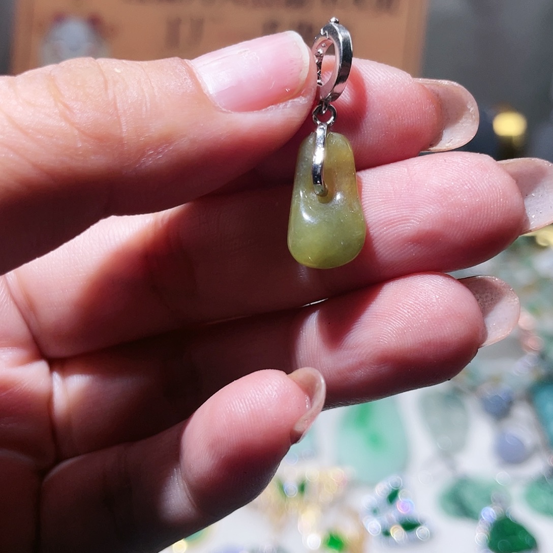 翡翠银S925镶嵌颈饰