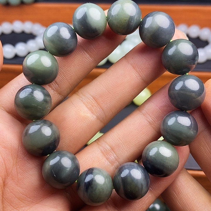 手串未镶嵌和田玉