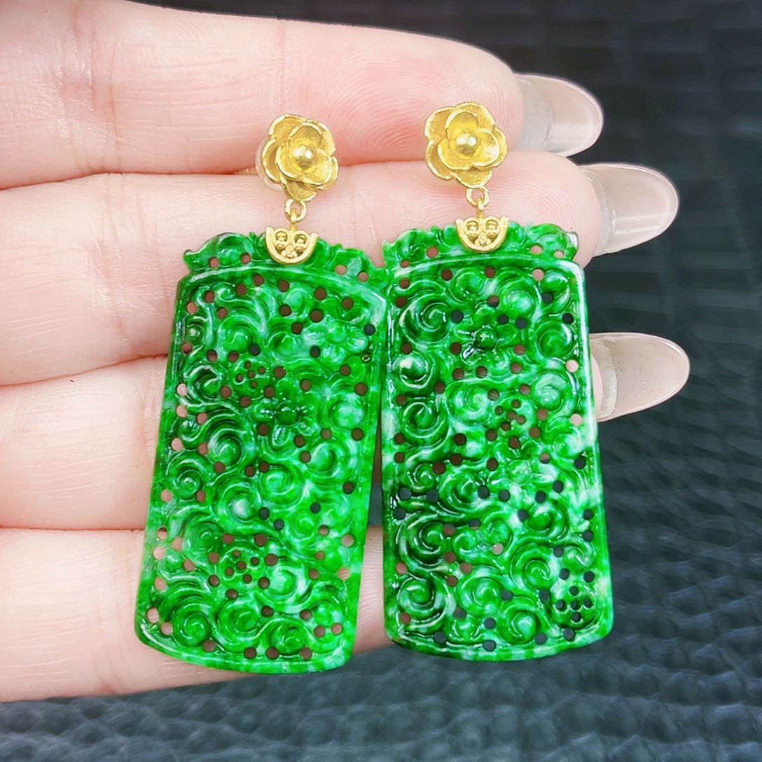 翡翠颈饰18K金镶嵌耳饰