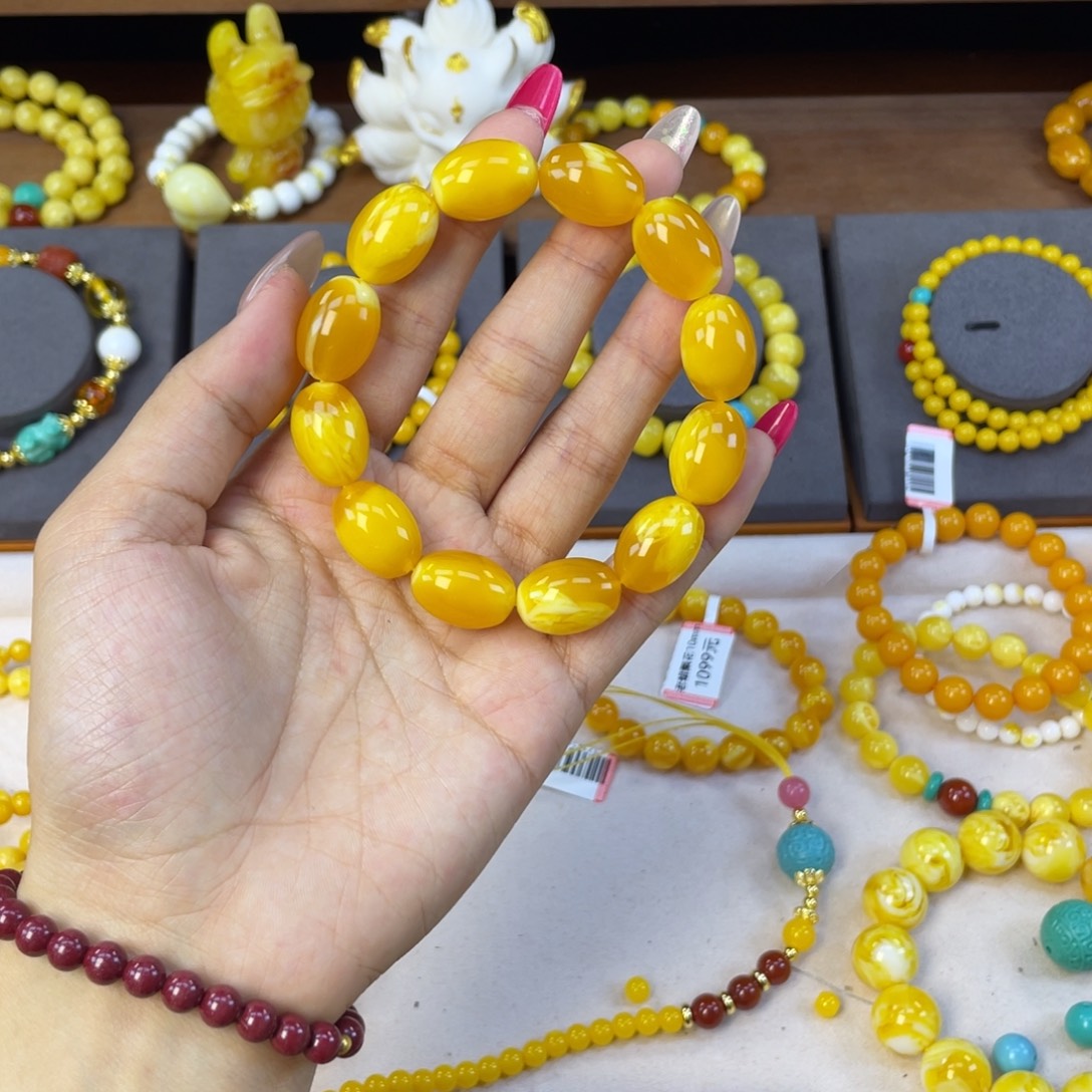 月***弯枣珠13x18老蜡飘花。 