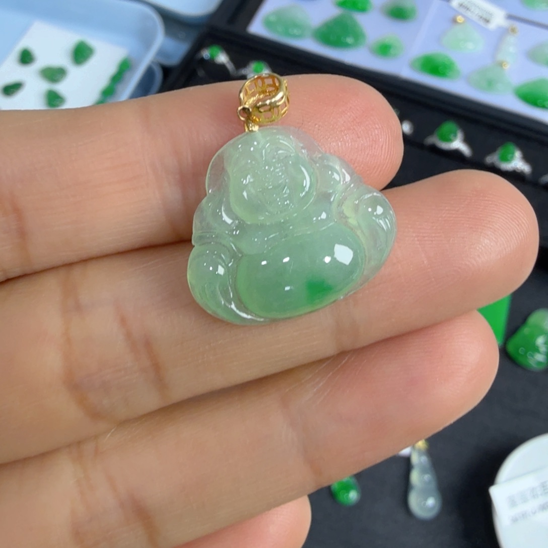 翡翠颈饰18K金镶嵌佛公