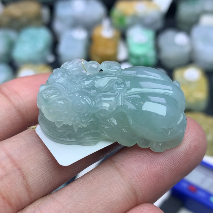 翡翠颈饰未镶嵌天然缅甸翡翠招财貔貅吊坠