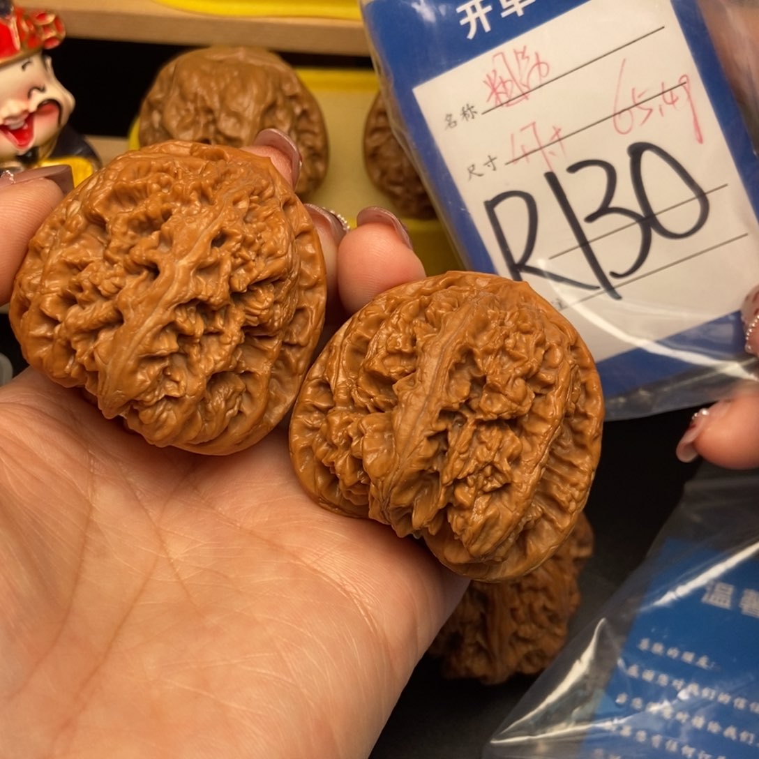 桃核吊坠✨**✨核桃粗筋