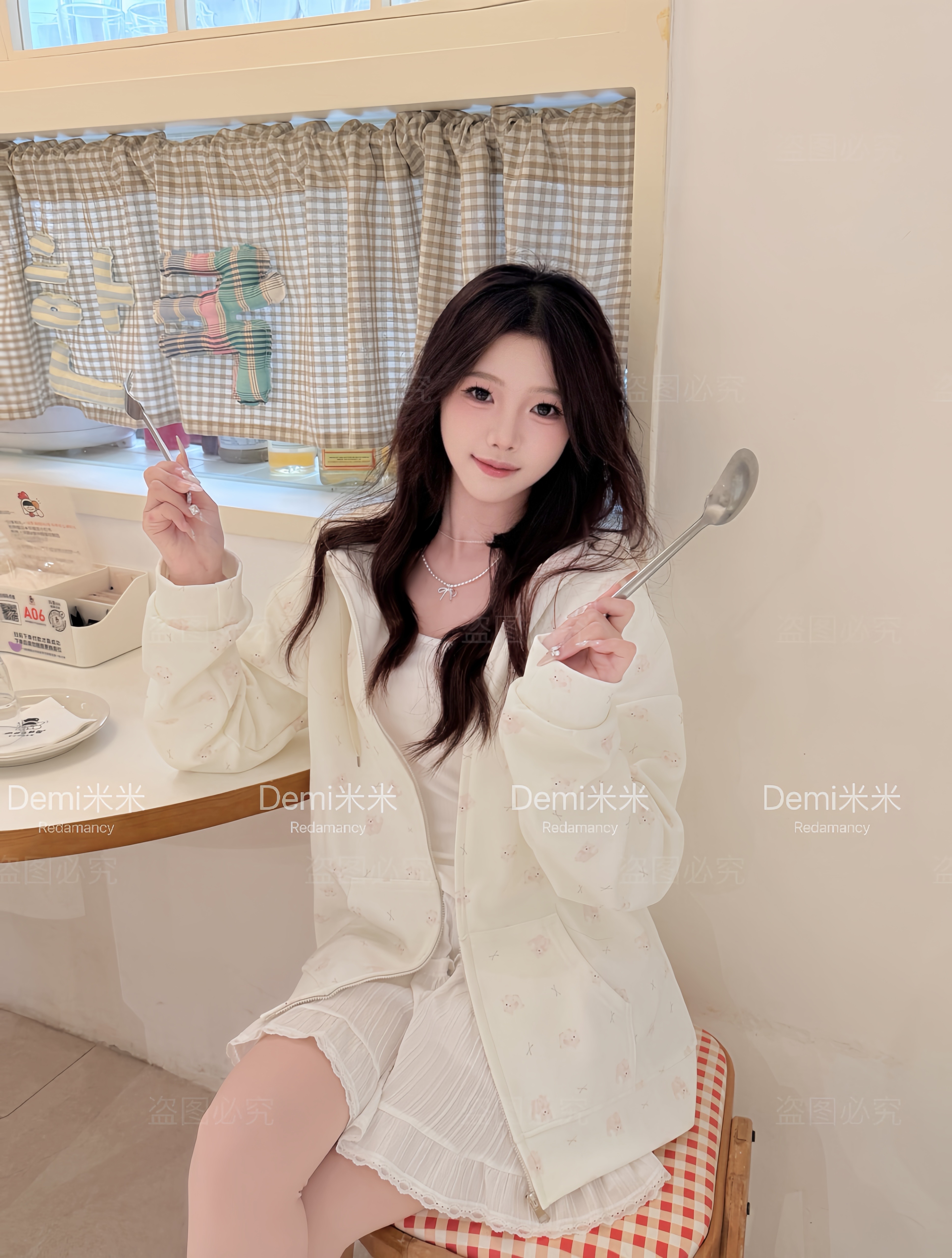 【Demi米米专属】DOLL【小puppy】印花抽绳连帽卫衣女早春新款外套ins
