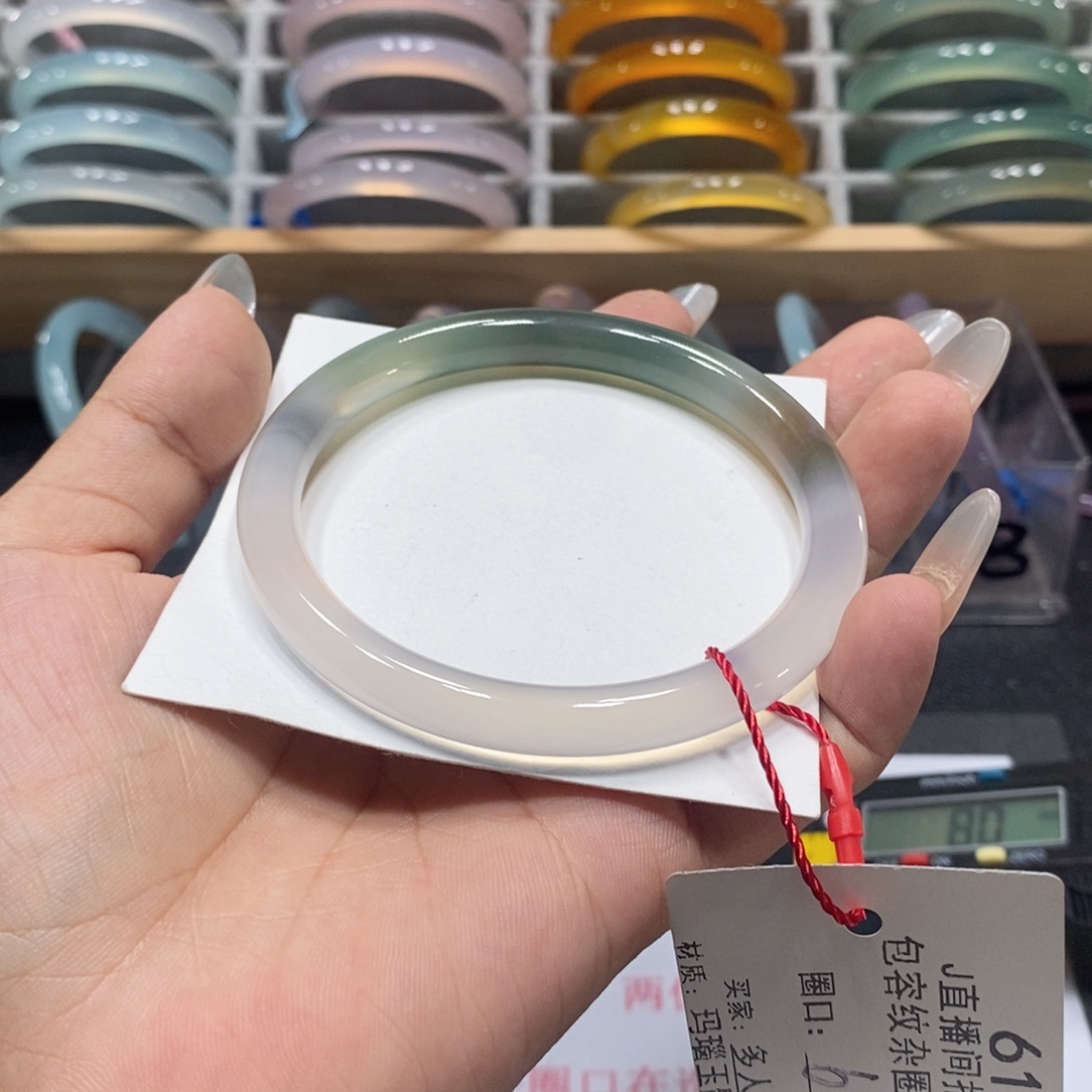 玛瑙/玉髓手镯未镶嵌61190