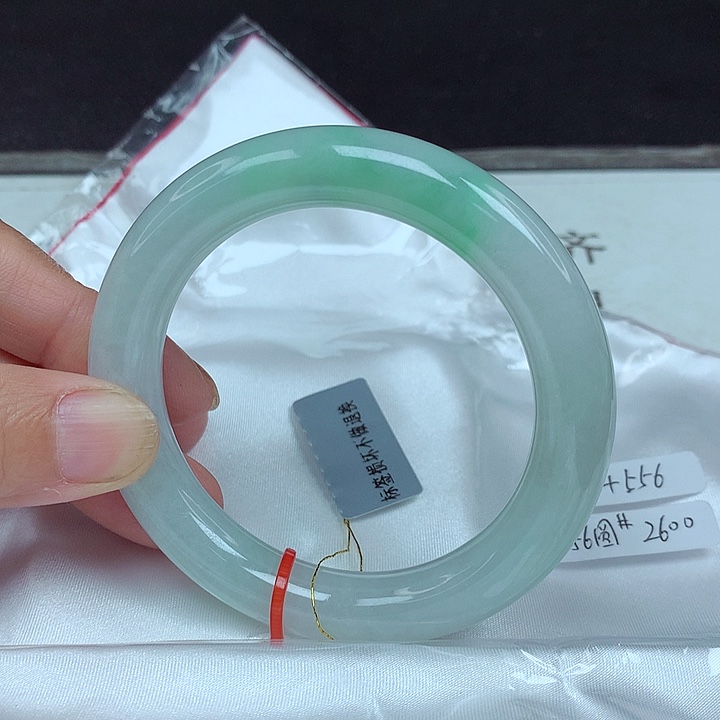 翡翠未镶嵌手镯56圈4556