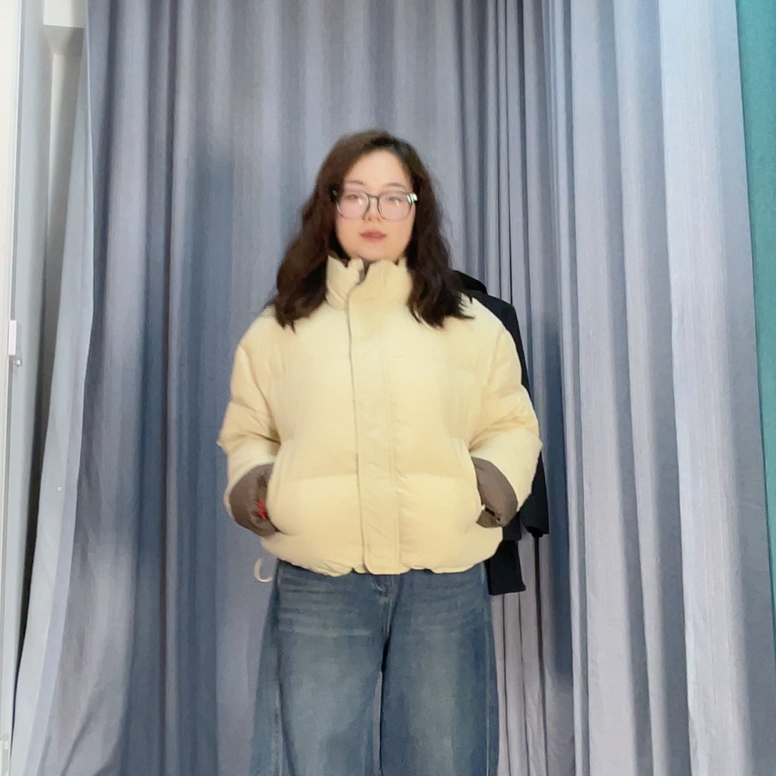 短款羽绒外套面包服撞色