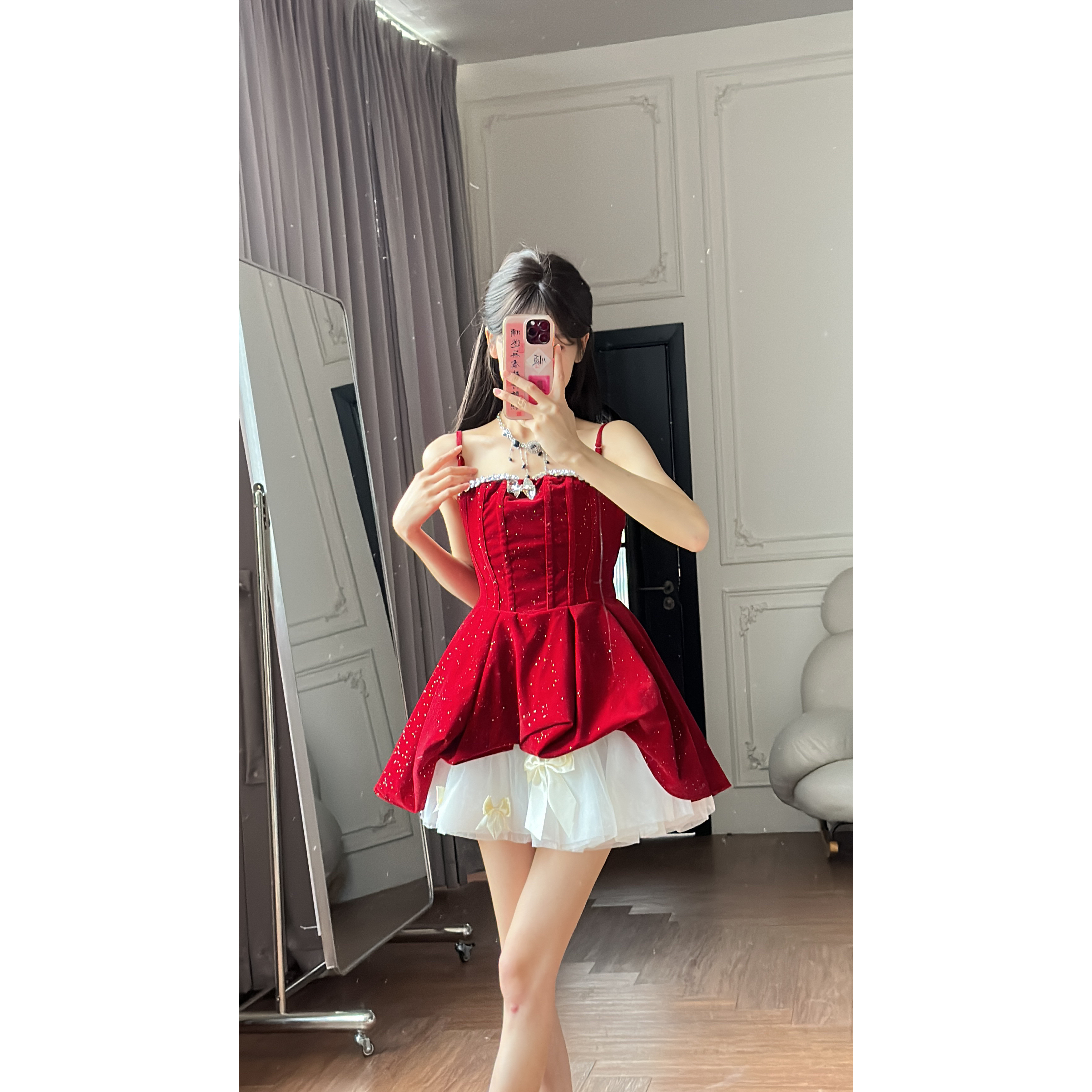 小小仟 重工红丝绒抹胸短裙节日圣诞小礼裙