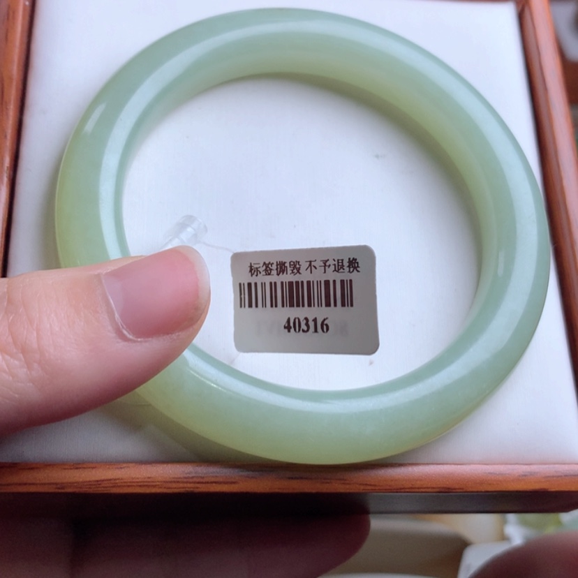 【闪购商品】和田玉手镯未镶嵌