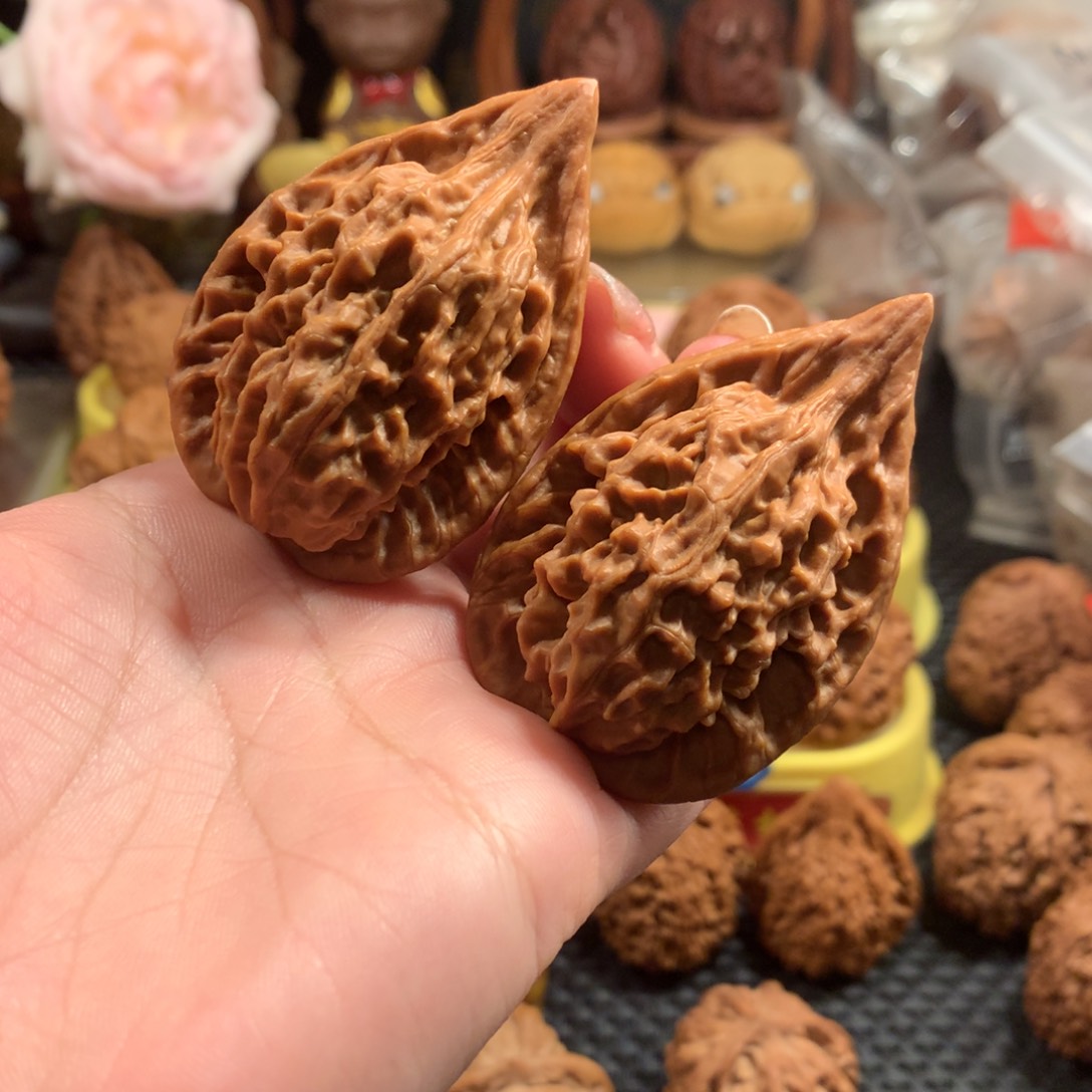 文玩核桃把件红缨枪