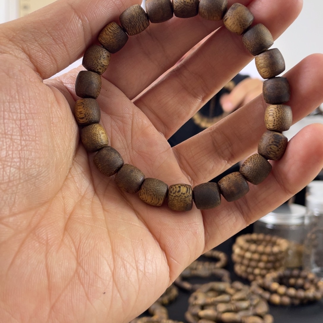 有***好鼓珠9mm单圈沉香奇楠手串