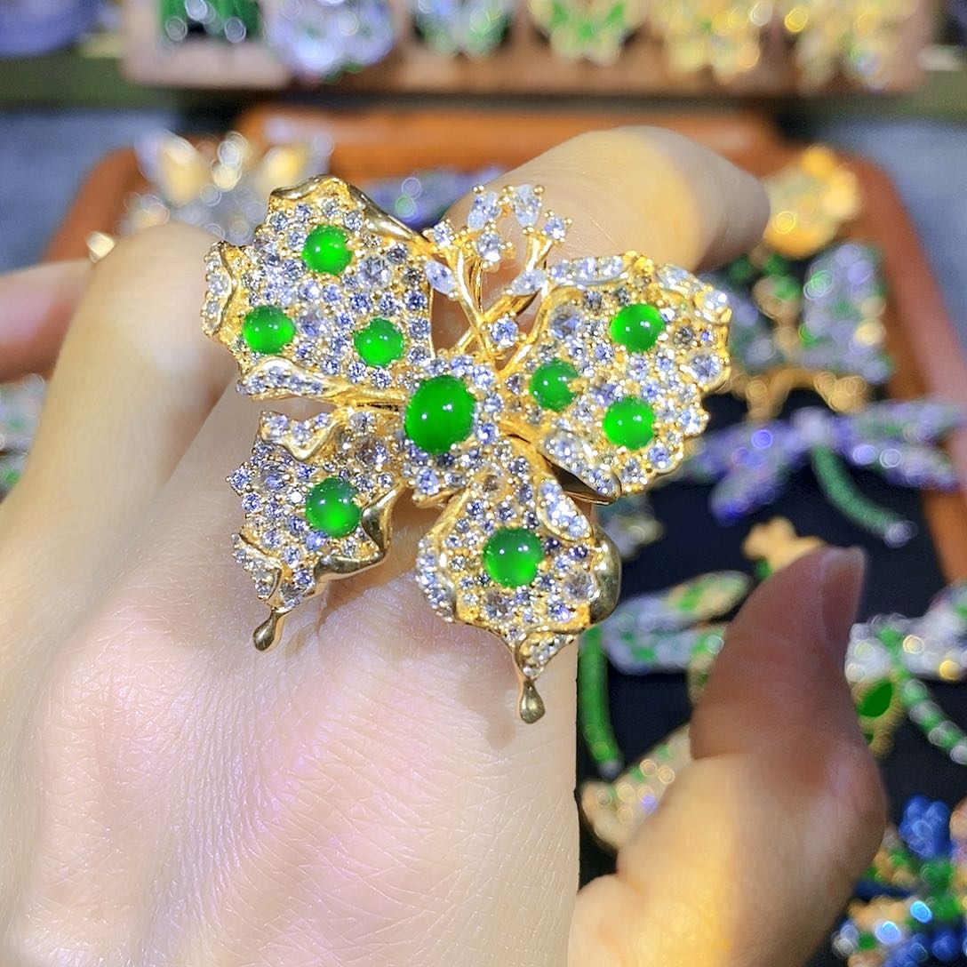 颈饰银S925镶嵌翡翠