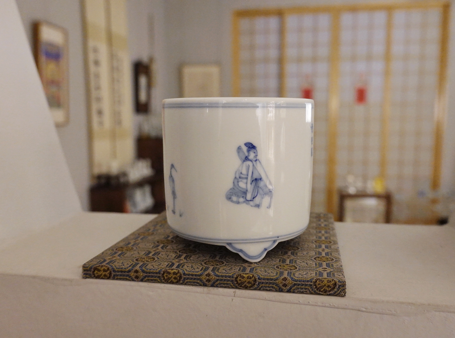 青花听琴图琴炉小只