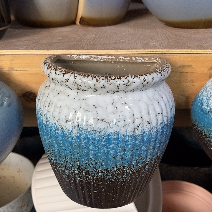 摆件陶陶盆有孔 瑕疵针孔漏釉介意勿拍外口 8*12外高13