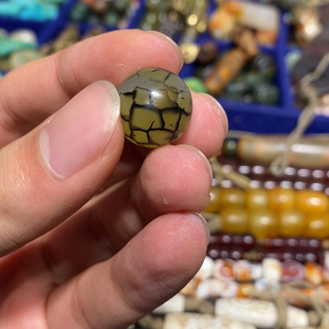 ****谎玛瑙/玉髓未镶嵌车挂