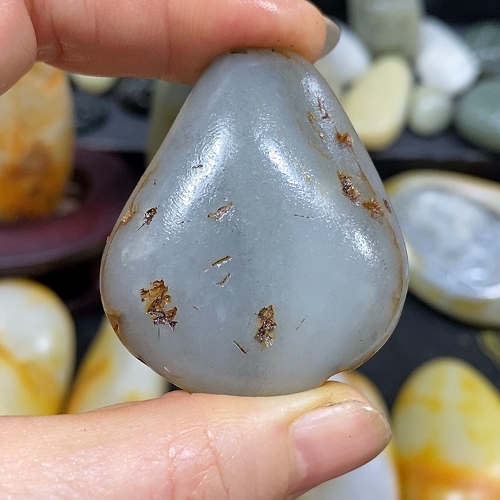 未镶嵌和田玉（糖玉）挂件