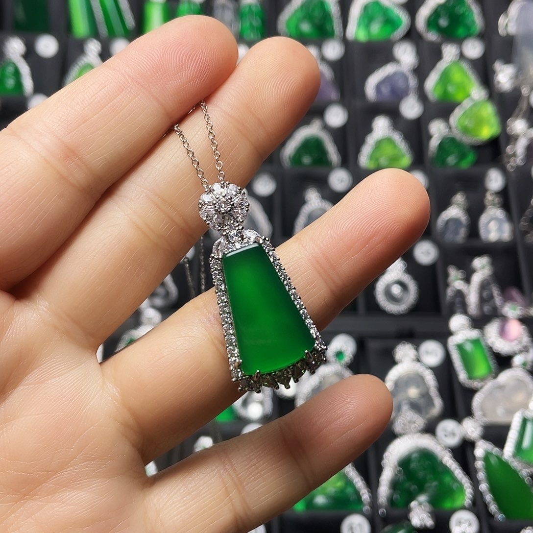 玛瑙/玉髓合金颈饰