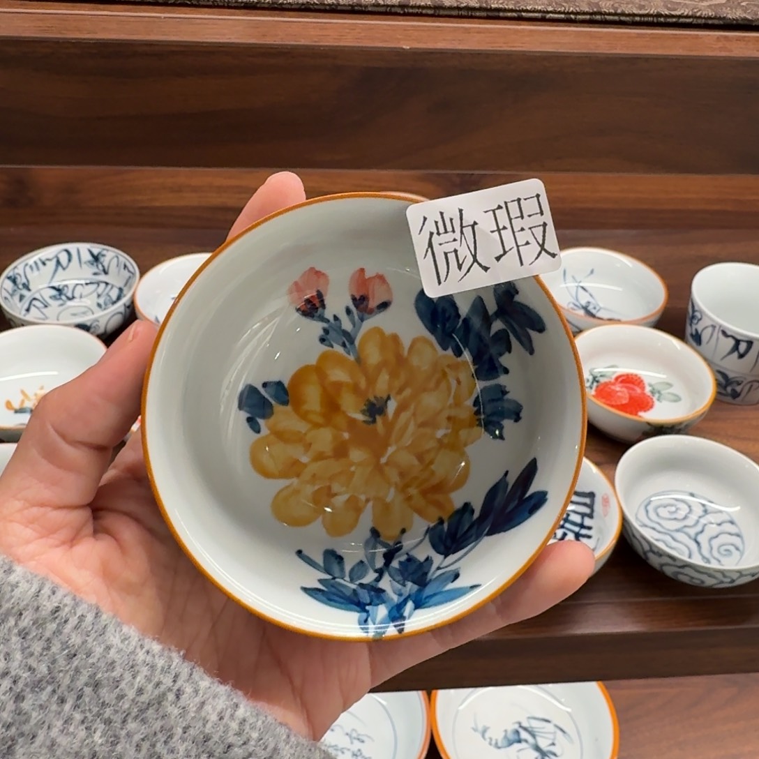 釉下手绘茶具微瑕