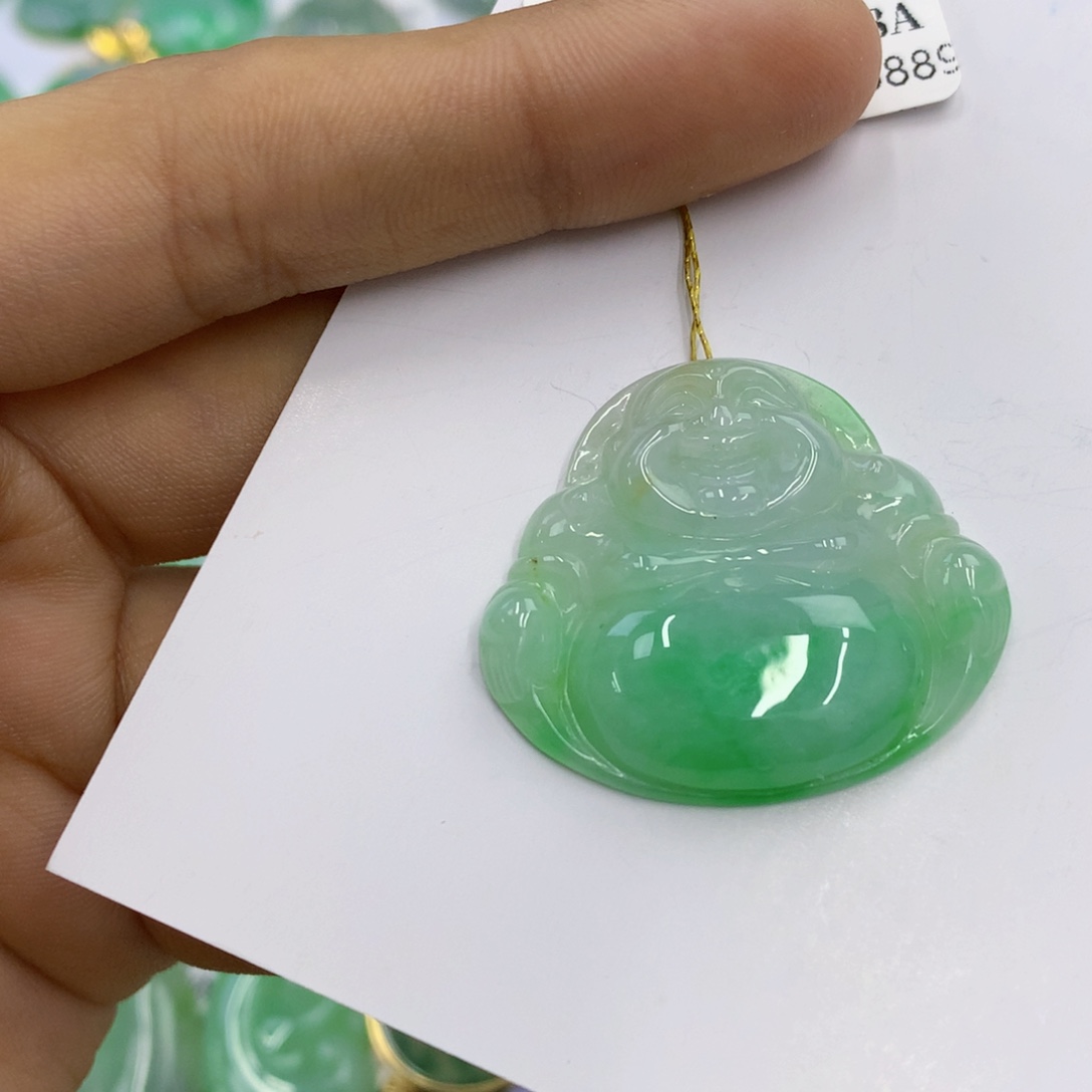 芦***青翡翠未镶嵌颈饰翡翠
