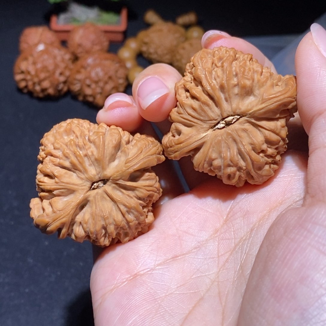 吊坠文玩核桃嗯*拉43全品球疆3