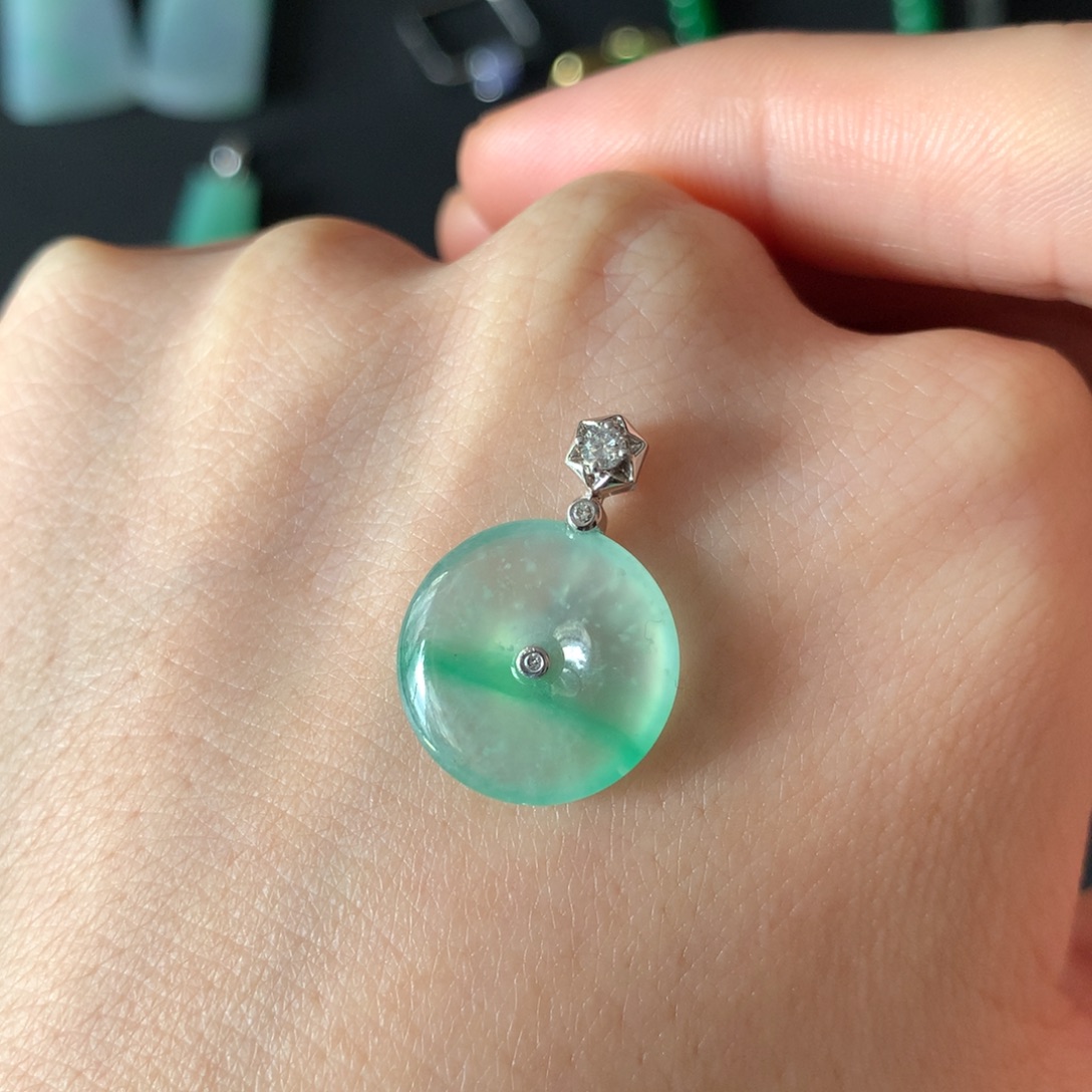 翡翠18K金镶嵌吊坠(不含链)