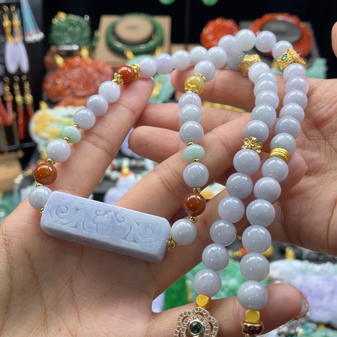 翡翠颈饰未镶嵌代编织