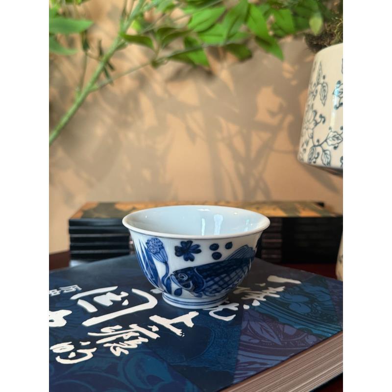 A1【蜕观堂】景德镇手工手绘仿明青花鱼藻纹主人杯  容量80ml