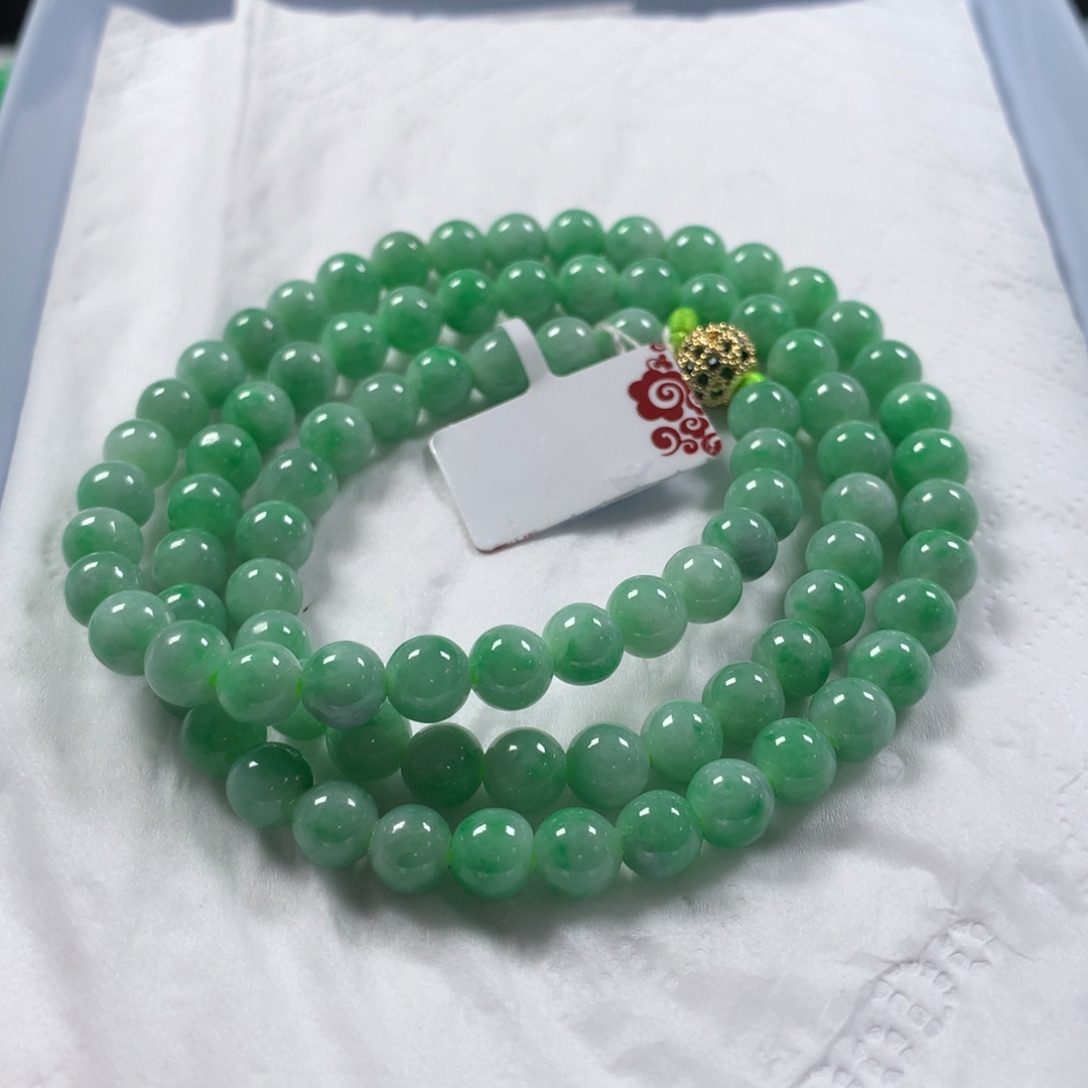 翡翠颈饰未镶嵌项链