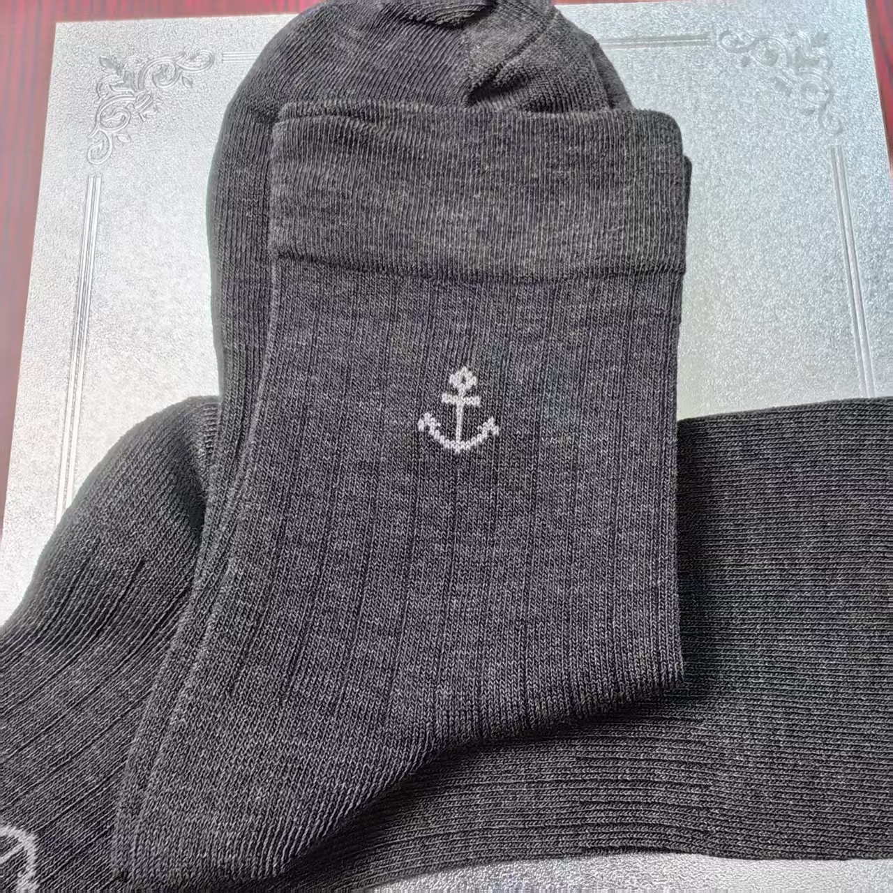 运动袜 透气吸汗纯棉袜潮袜中筒薄款男袜跑步袜鲨鱼袜压缩男袜子