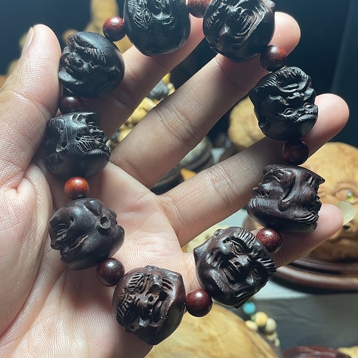 大叶紫檀（黑酸枝木类）