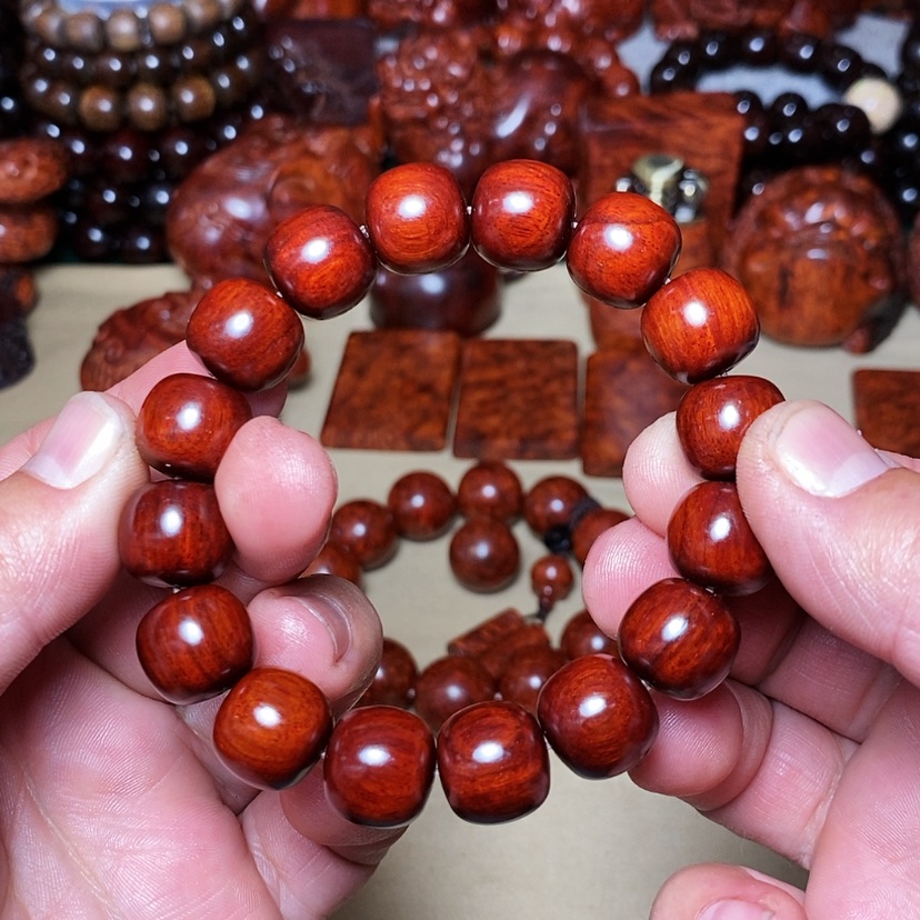 【闪购商品】檀香紫檀（小叶紫檀）