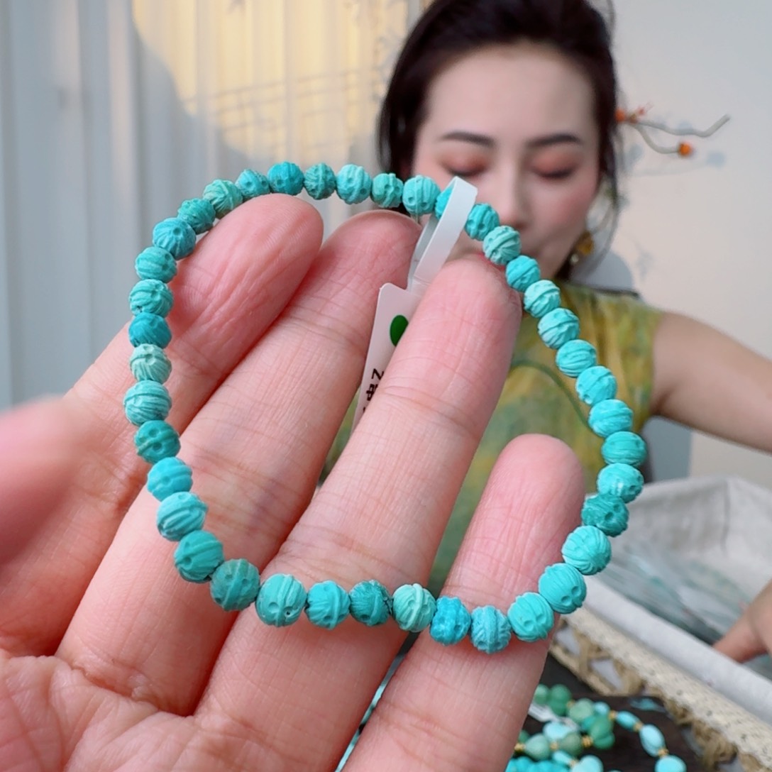 未镶嵌绿松石珠宝奇石