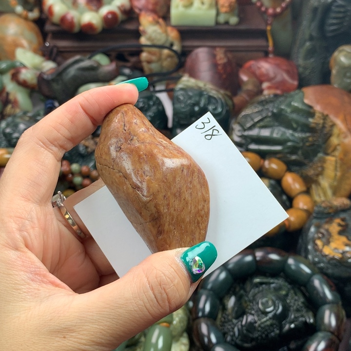 岫岩河磨玉（透闪石质玉）把件未镶嵌