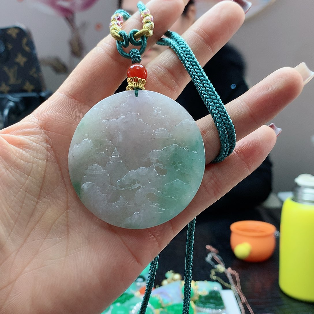 【闪购商品】翡翠吊坠(赠链)未镶嵌