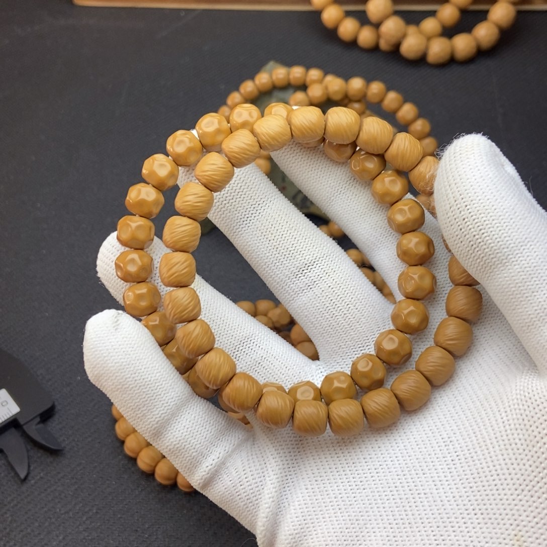 努***利菩提籽类云锦加无相