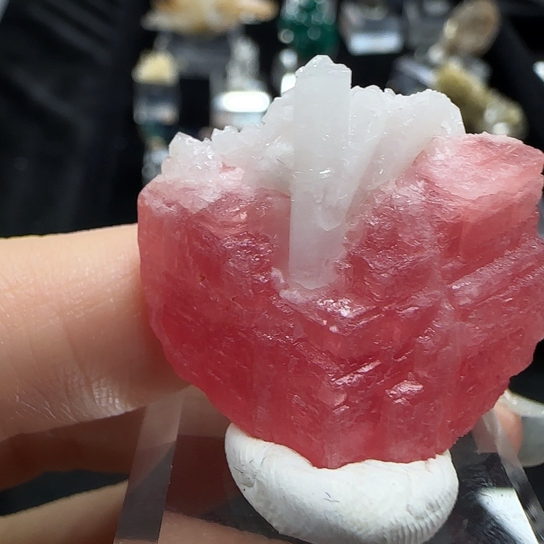 石材广东河源菱锰水晶
