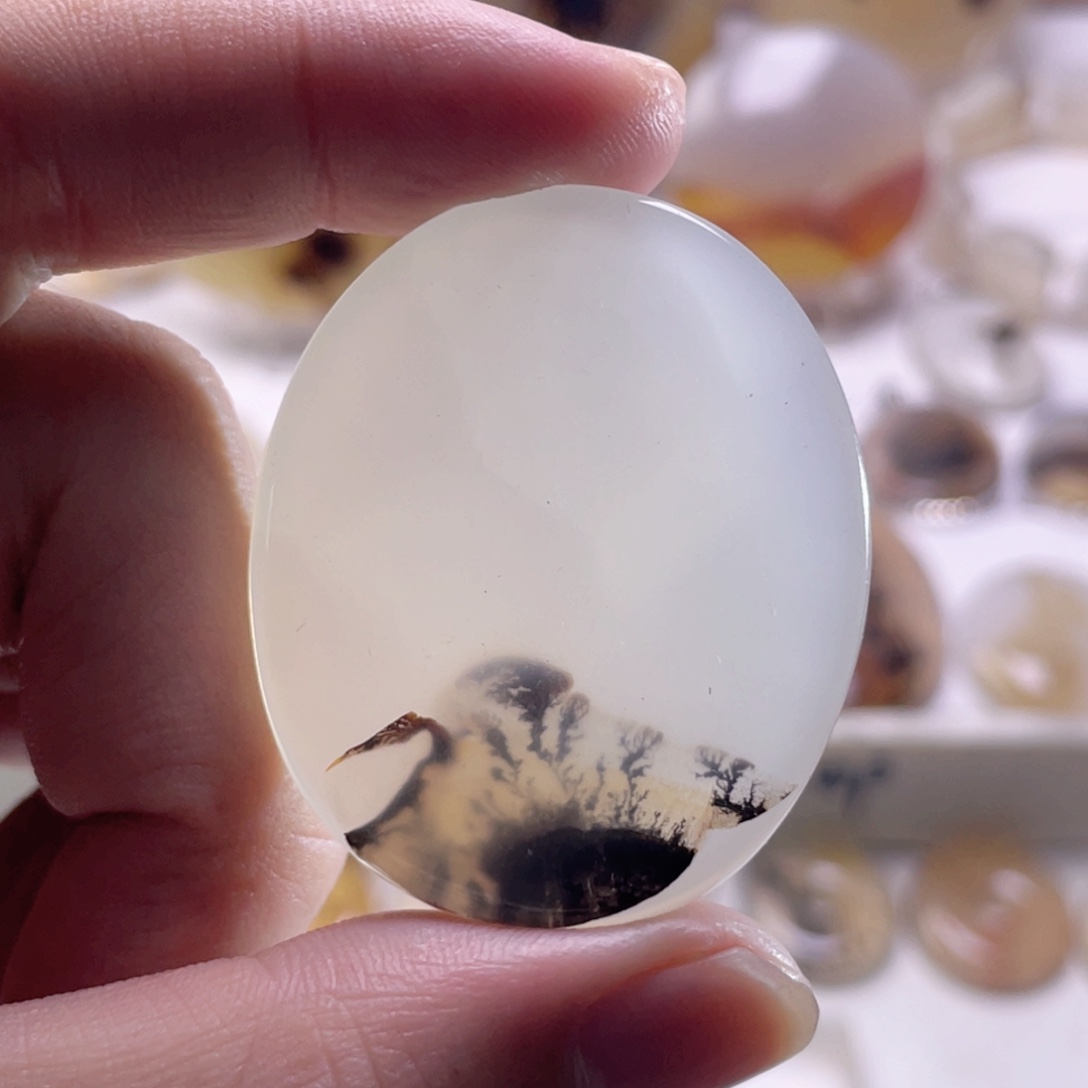 玛瑙/玉髓未镶嵌珠宝奇石