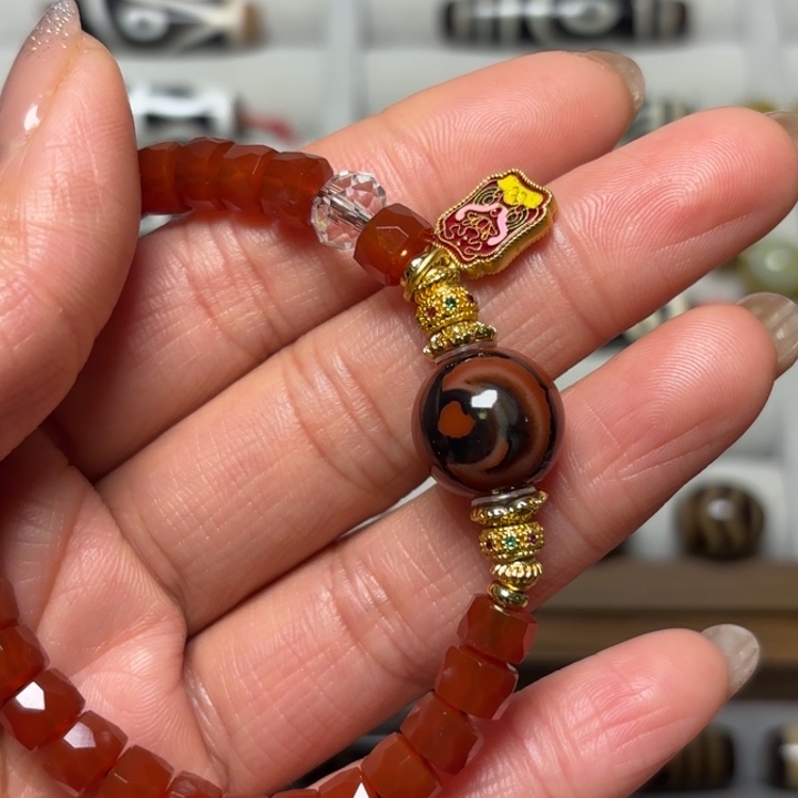 未镶嵌颈饰玛瑙/玉髓